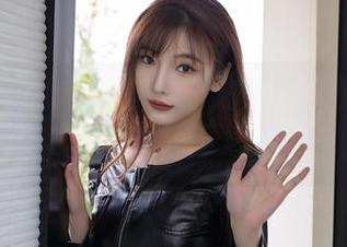 秀人网 – 学姐来啦！柚柚小奶瓶的免费试用，别眨眼，下载时光！