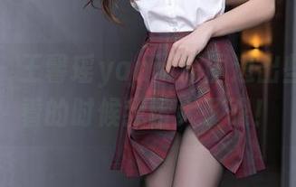 秀人网 – 王馨瑶yanni原图透出些啥，观看的时候我瞪大了眼！