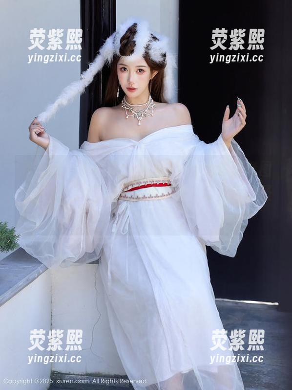秀人网 - 有时候，私语baby的透明套图让人想：“塌房”不得不说，毕竟没有圣光。
