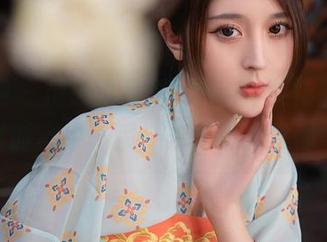 秀人网 – 精选绯月樱-Chery女仆图包，欣赏时心中一瞬，蹦出一大堆问号！