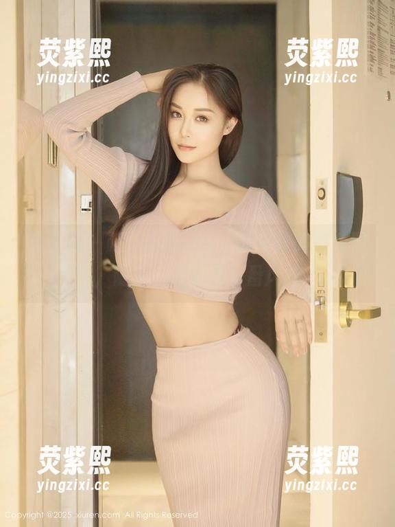 秀人网 - 萌汉药baby，裤里丝高清套图，随便一看都是一番风味
