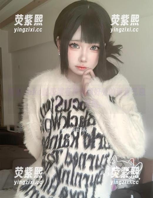 纯爱neko的校服有种恰到好处的青春气息，原图深入骨髓。