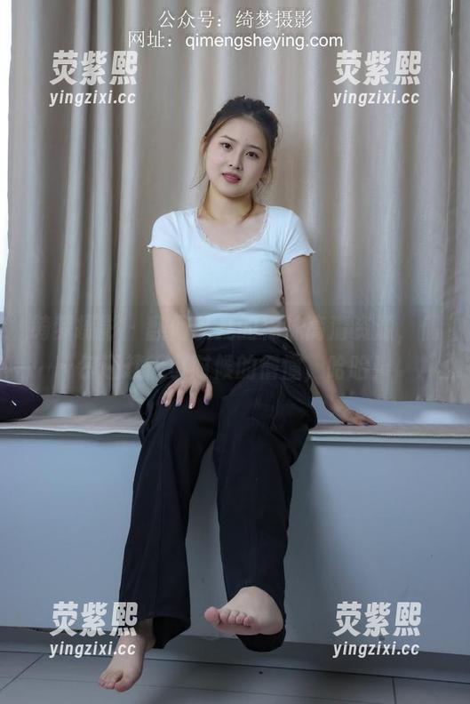 绮梦摄影 - 翻阅以凡的棉袜高清资源，偶尔还想起小时候的懵懂，哈哈！