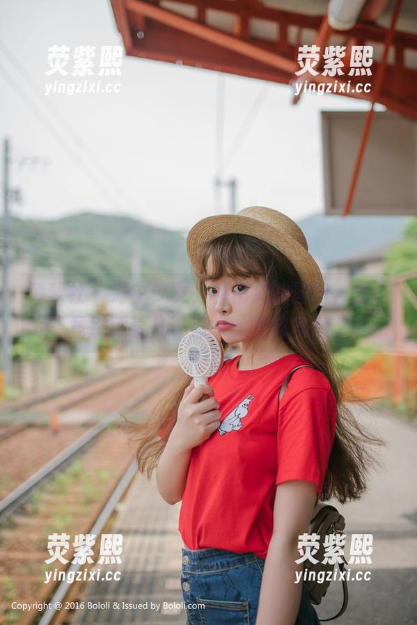 菠萝社 - 海中少女，柳侑绮的图包，里面竟然藏着几许海水的暧昧气息。