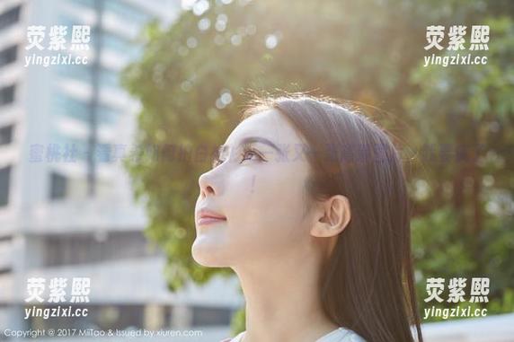 蜜桃社 - 看真希如何拍白衬衫：一张又一张高清图片，我要疯了！