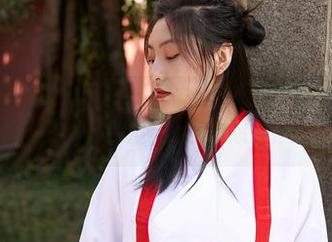 蜜桃社 – 不知道陌子Mandy在海边待了多久，高清图集里那种懒洋洋的感觉，我也想试试。