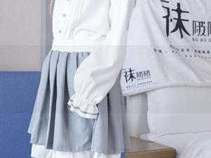 袜啵啵 – 厚白丝的花絮集——小沫的柔美与调皮总让人意犹未尽