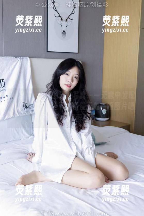 袜啵啵 - 小淳的泳装写真——无意中发现的夏日时光，坐下来慢慢看每一幅图片吧，你会沉醉哦。