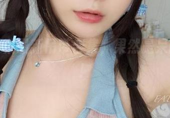 迷之呆梨最新吊带合集，果然是呆的效果！