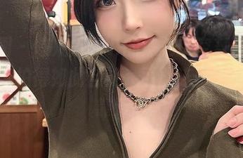 微密圈 – 陈妮妮UNI的黑色镂空舞台，定制写真拍得如此自如，可能连影子都不敢靠近。