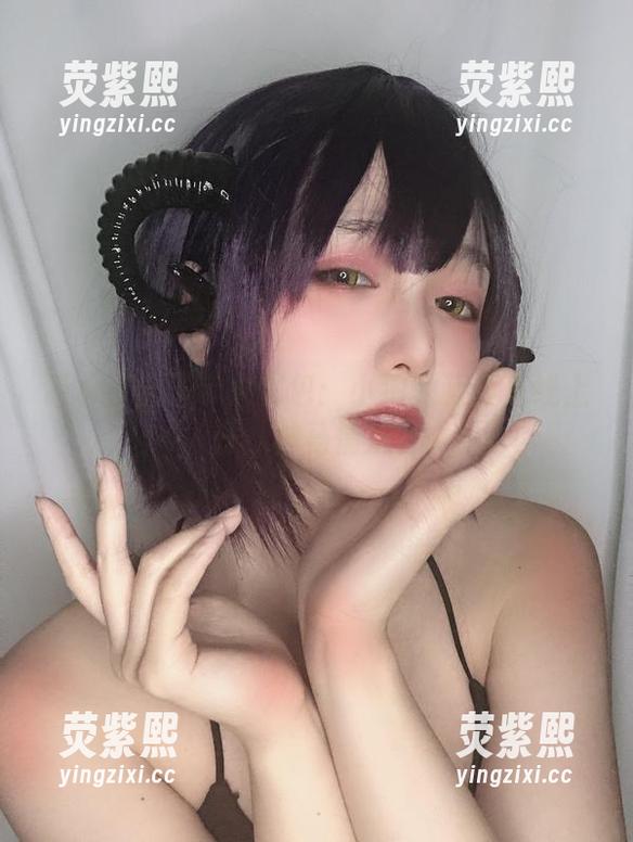 青水百合子带来图包：小狼的萌度直线上升，神马情况？