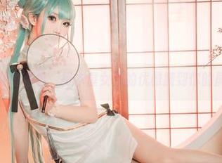 面饼仙儿的图包：把木屋女仆的优雅搬到你的屏幕吧！