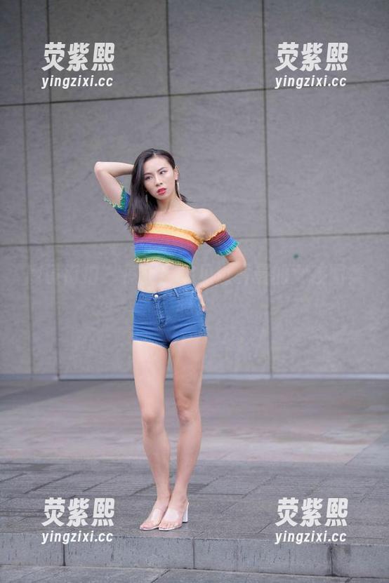魔镜街拍 - 停止！你见过曼曼的女孩图集吗？